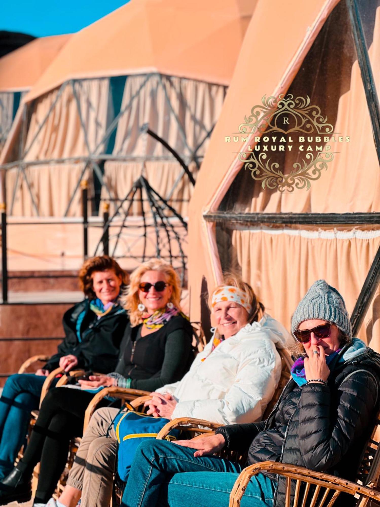 Apartamento Rum Royal Bubbles Luxury Camp Wadi Rum Exterior foto
